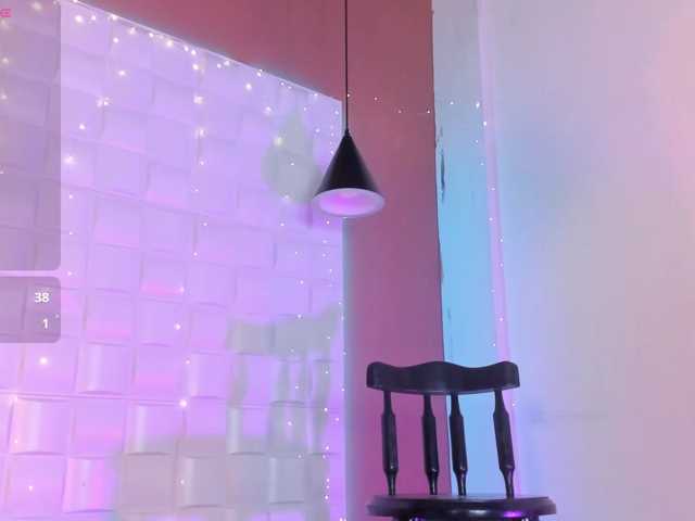 CamilaAngeles live cam on BongaCams