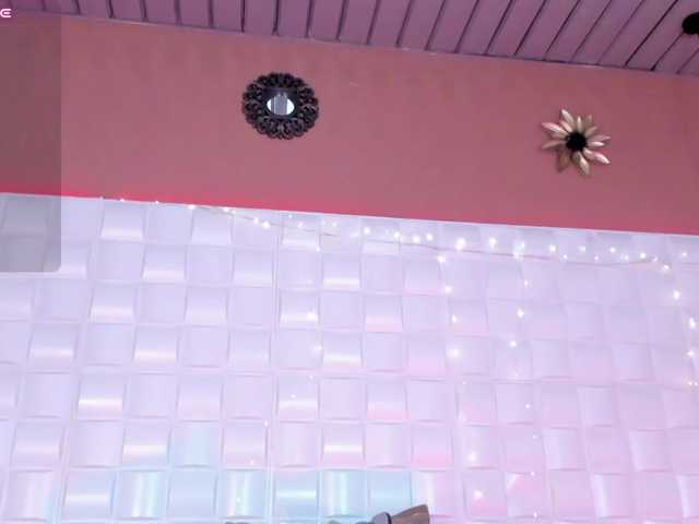 CamilaAngeles live cam on BongaCams