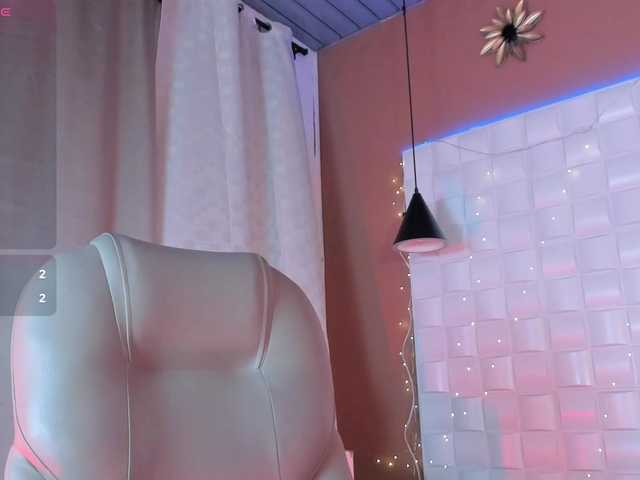 CamilaAngeles live cam on BongaCams