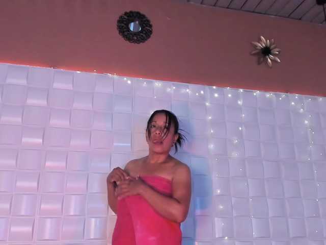 CamilaAngeles live cam on BongaCams