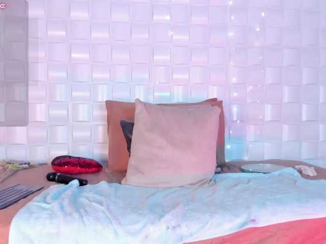 CamilaAngeles live cam on BongaCams