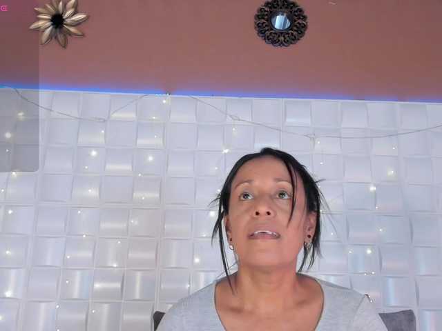 CamilaAngeles live cam on BongaCams
