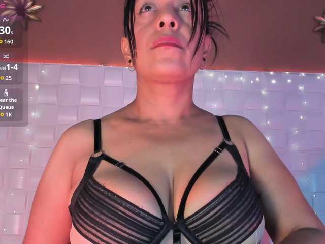 CamilaAngeles live cam on BongaCams