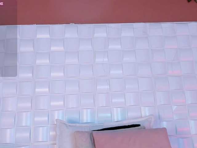 CamilaAngeles live cam on BongaCams