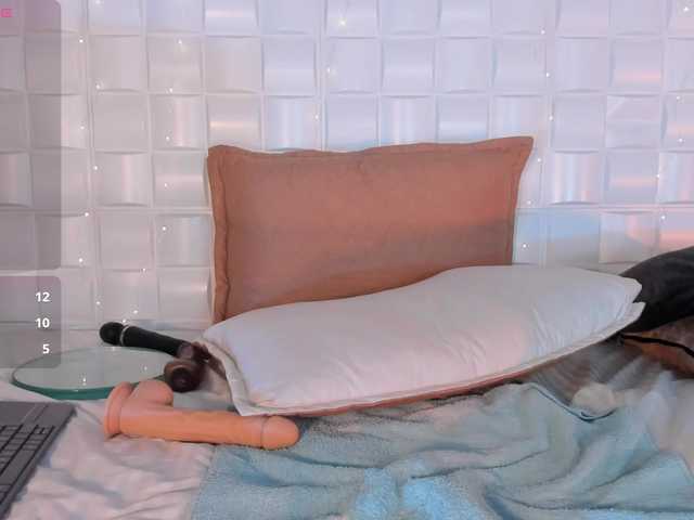 CamilaAngeles live cam on BongaCams
