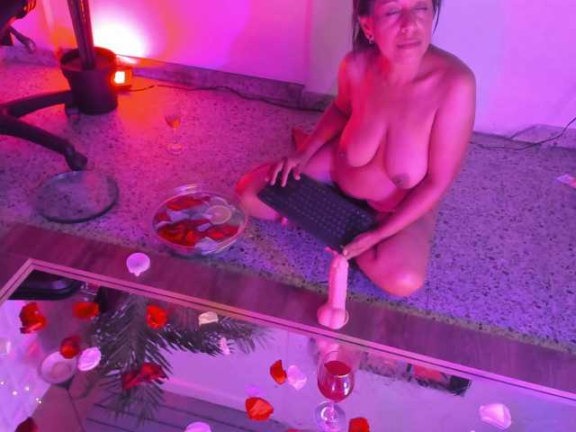 CamilaAngeles live cam on BongaCams