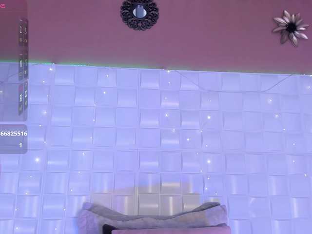 CamilaAngeles live cam on BongaCams