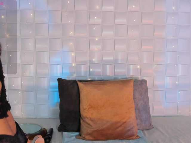 CamilaAngeles live cam on BongaCams