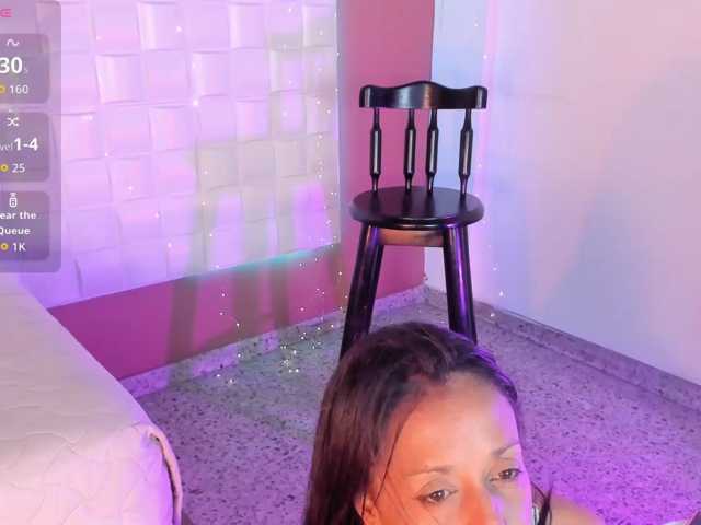 CamilaAngeles live cam on BongaCams