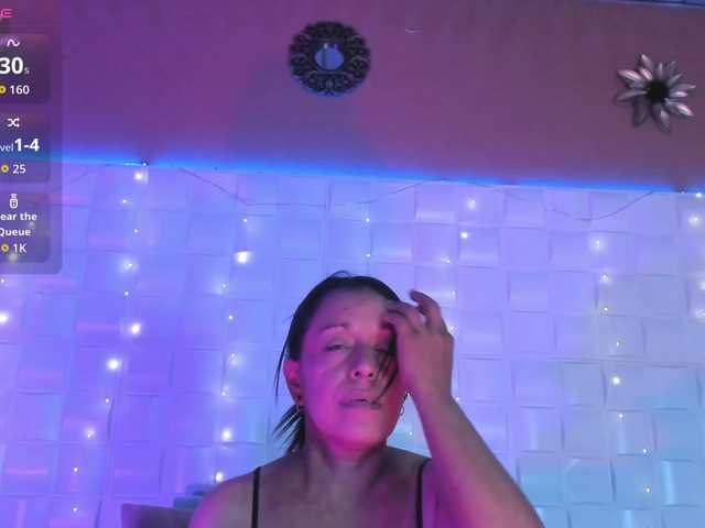 CamilaAngeles live cam on BongaCams