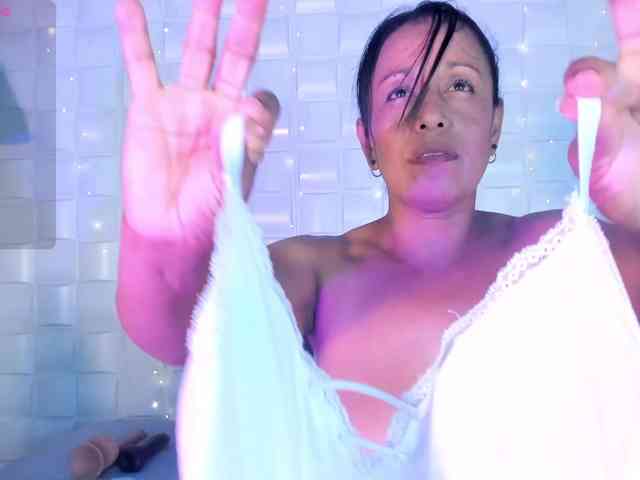 CamilaAngeles webcam