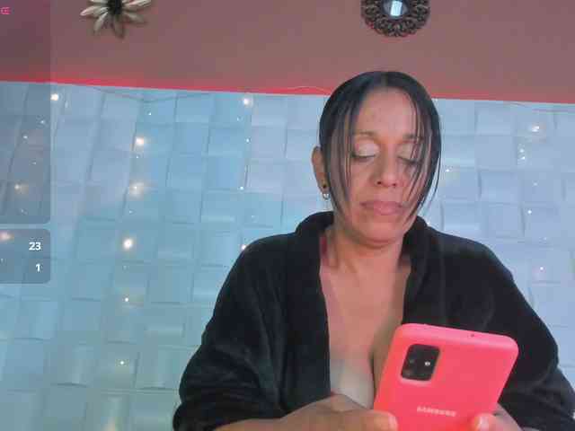 CamilaAngeles webcam