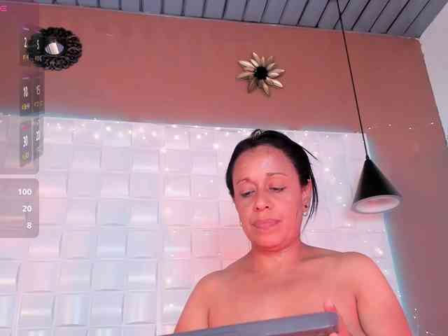 CamilaAngeles webcam