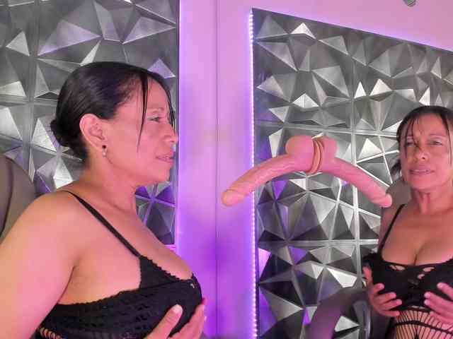CamilaAngeles webcam