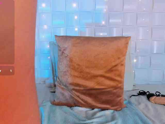 CamilaAngeles webcam