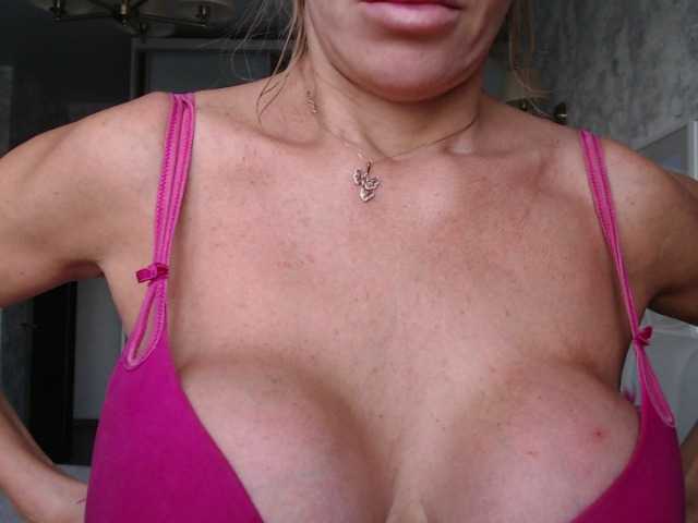 Pamella007 live cam on BongaCams