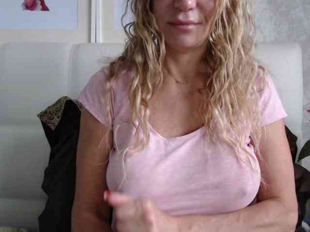 Pamella007