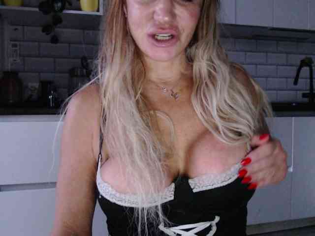 Pamella007