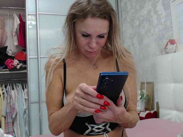 Pamella007