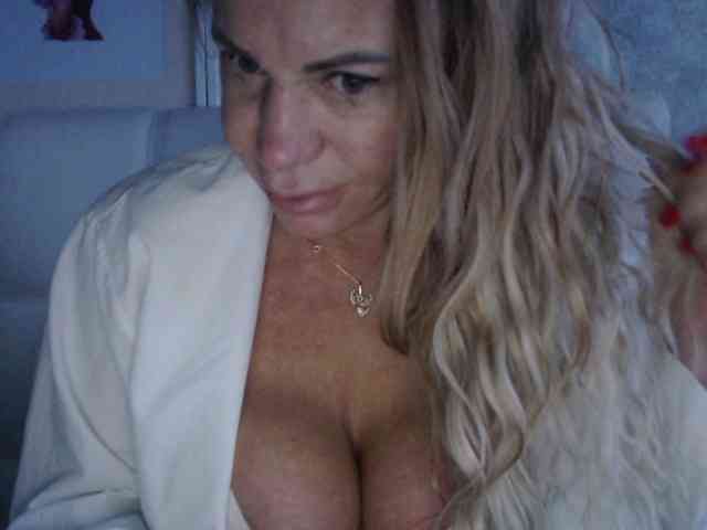 Pamella007