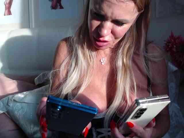 Pamella007