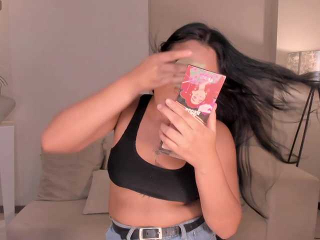 EmyLourens live webcam show