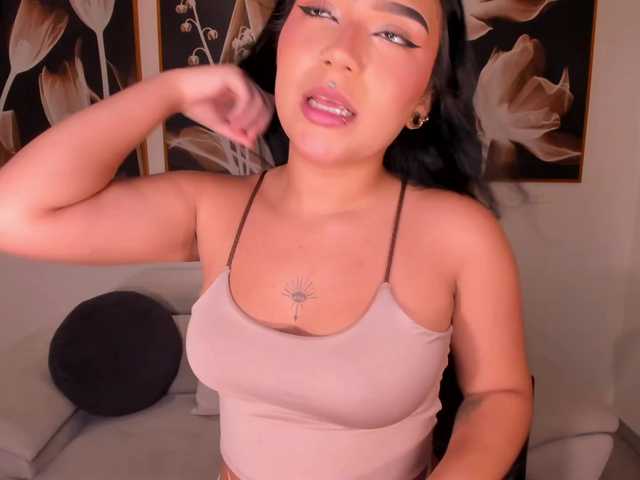 EmyLourens live cam on BongaCams