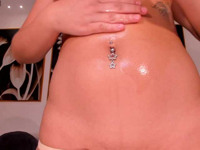 EmyLourens live cam on BongaCams