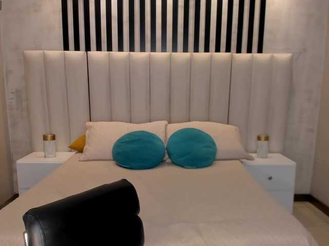 EmyLourens live cam on BongaCams