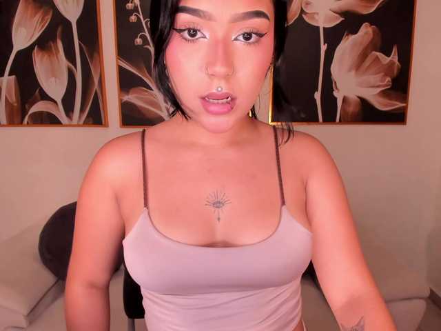 EmyLourens live cam on BongaCams