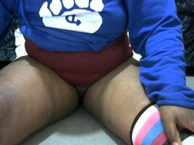 Ebonyclarita live cam on BongaCams