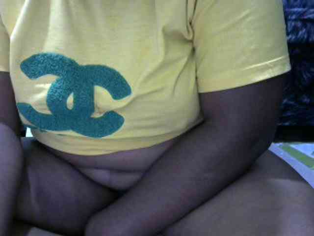 Ebonyclarita webcam