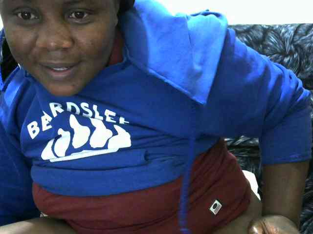 Ebonyclarita webcam