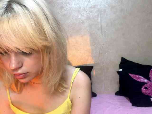 ElizabetMilaya Sex Cam Show