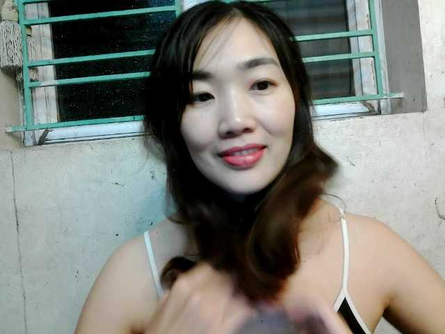 minanaxx, en vivo ahora en BongaCams