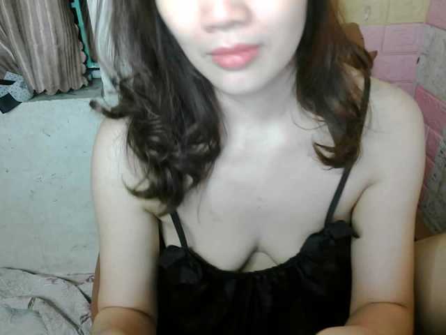 minanaxx, live now on BongaCams