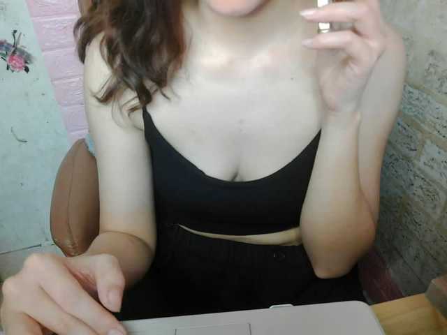 minanaxx live cam on BongaCams