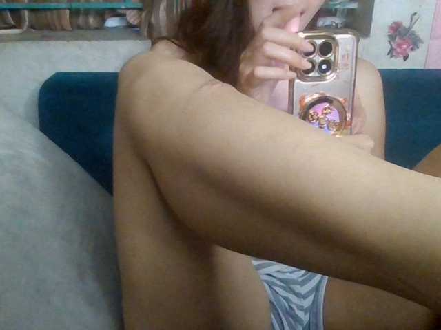 minanaxx, live now on BongaCams