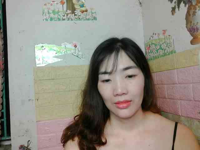 minanaxx Live Webcam on BongaCams