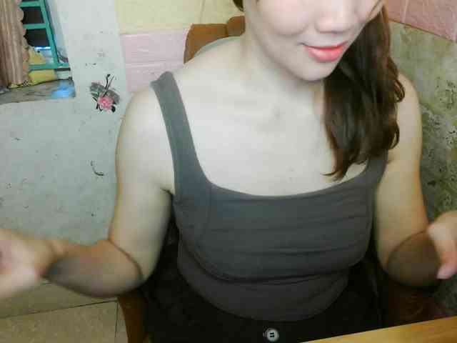 minanaxx Live Webcam on BongaCams