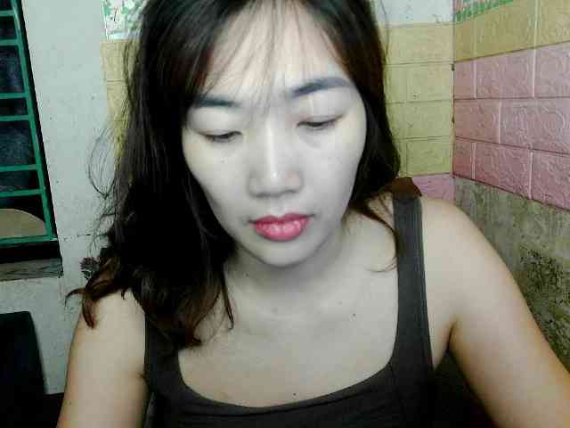 Minanaxx's cam show statistics and live stream