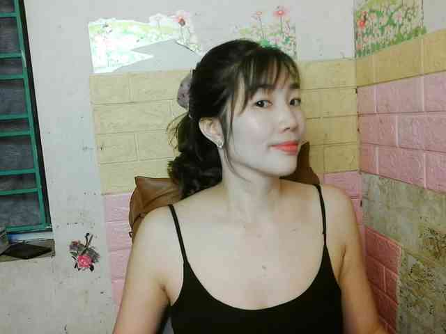 minanaxx Live Webcam on BongaCams