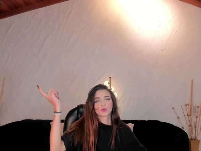 KeylaPalmer — live female cam
