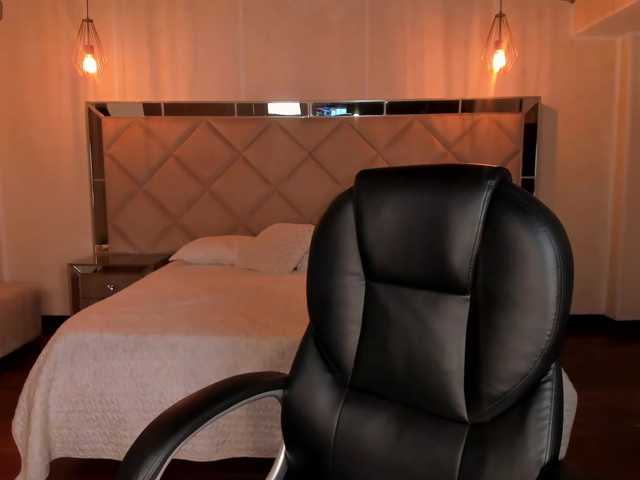 KeylaPalmer live cam on BongaCams