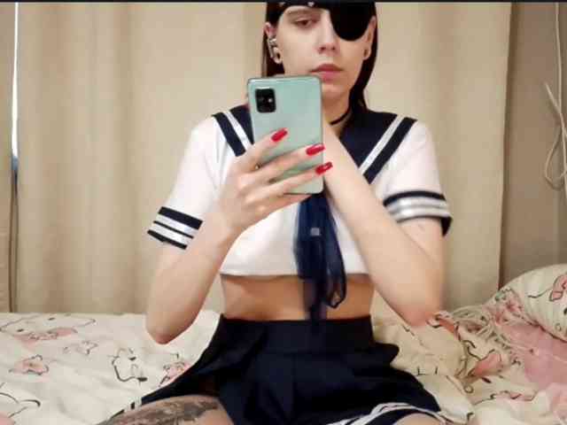 ReginaBloom webcam