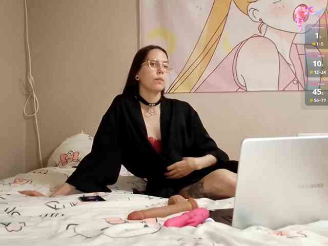 ReginaBloom webcam