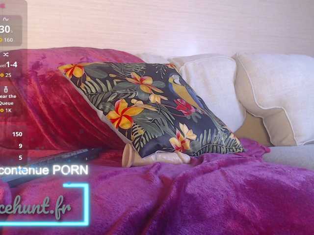 alicehunter, en directo ahora en BongaCams