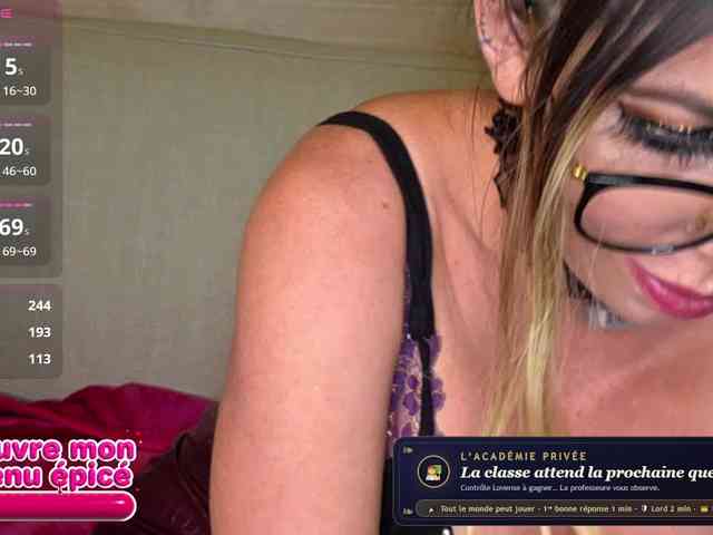 alicehunter Live Webcam on BongaCams