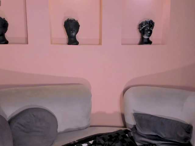 JuliaBanks live cam on BongaCams