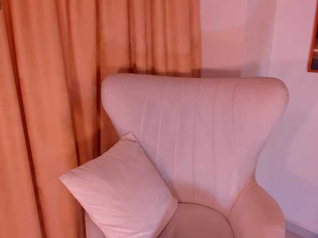 JuliaBanks live webcam show